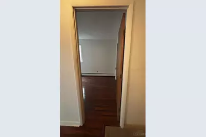 4901 Chalet Drive #305, Saint Bernard, OH 45217 - Photo 5