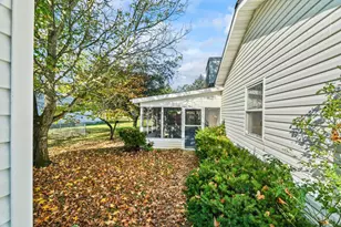 5575 Fairview Dr, Franklin Township, OH 45005 - Photo 9