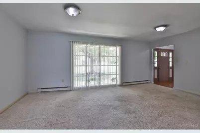 6035 Kyles Station Road, Liberty Township, OH 45011 - Photo 7