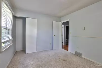 6035 Kyles Station Road, Liberty Township, OH 45011 - Photo 21