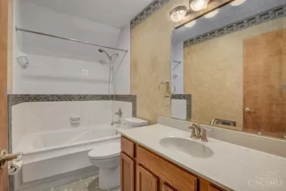 14 Hammerhead Cove, Franklin Township, OH 45171 - Photo 17