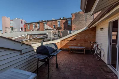 1341 Main Street #8, Cincinnati, OH 45202 - Photo 17