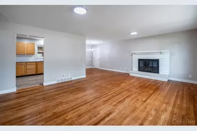 202 Loretta Drive, Middletown, OH 45044 - Photo 5