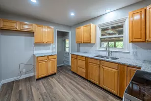 202 Loretta Dr, Middletown, OH 45044 - Photo 11