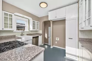 8095 Camner Ave, Sycamore Township, OH 45236 - Photo 9