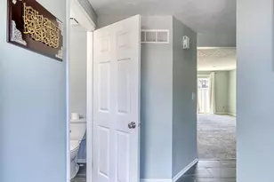 3015 Stratford Ct, Loveland, OH 45140 - Photo 5