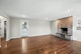 346 Hyde Park Dr, Hamilton, OH 45013 - Photo 5