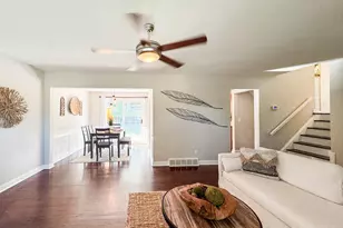 8907 Eldora Dr, Sycamore Township, OH 45236 - Photo 9