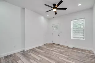 124 Valencia St, Cincinnati, OH 45219 - Photo 7