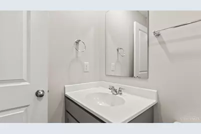 10372 Mae Court, Colerain Township, OH 45251 - Photo 33