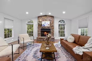 966 Sutton Rd, Anderson Township, OH 45230 - Photo 9