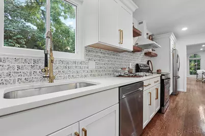 966 Sutton Road, Anderson Township, OH 45230 - Photo 5