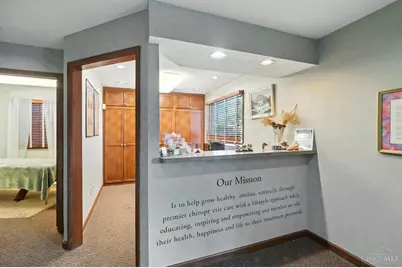 860 E Franklin Street #D, Centerville, OH 45459 - Photo 7