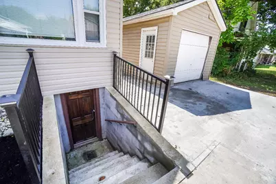 2045 First Avenue, Springfield Township, OH 45224 - Photo 17