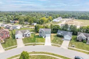 10354 Fay Ln, Colerain Township, OH 45251 - Photo 39