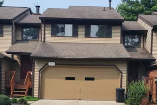 256 Centerbury Ct, Springdale, OH 45246 - Photo 1