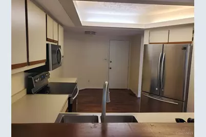 256 Centerbury Court #67, Springdale, OH 45246 - Photo 5