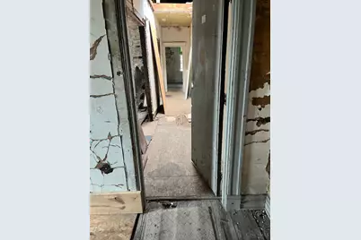 5700 Highland Ave, Elmwood Place, OH 45216 - Photo 11