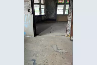 5700 Highland Ave, Elmwood Place, OH 45216 - Photo 15