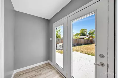 423 Cranewood Drive, Trenton, OH 45067 - Photo 11