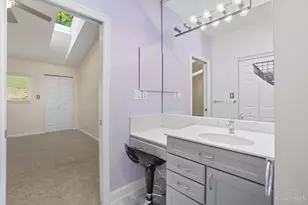 9870 Timbers Dr, Blue Ash, OH 45242 - Photo 25