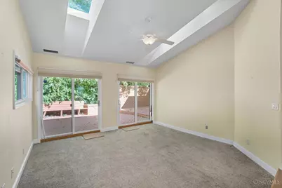 9870 Timbers Drive, Blue Ash, OH 45242 - Photo 13