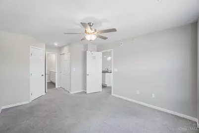 5870 Parkview Lane #301, Miami Township, OH 45150 - Photo 13