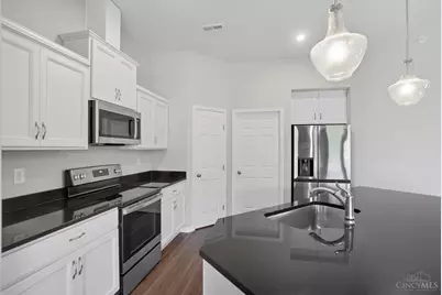 5870 Parkview Lane #301, Miami Township, OH 45150 - Photo 9