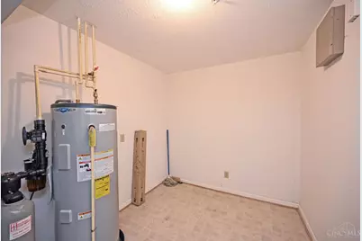 228 Edinburgh Lane, Springdale, OH 45246 - Photo 29