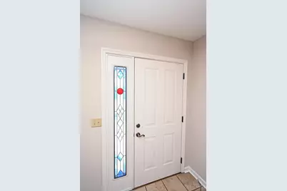 228 Edinburgh Lane, Springdale, OH 45246 - Photo 7