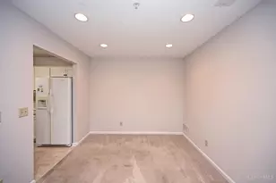 228 Edinburgh Ln, Springdale, OH 45246 - Photo 11