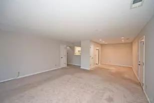 228 Edinburgh Ln, Springdale, OH 45246 - Photo 9