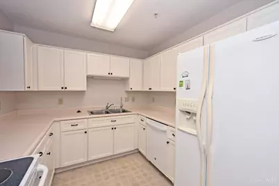 228 Edinburgh Lane, Springdale, OH 45246 - Photo 13