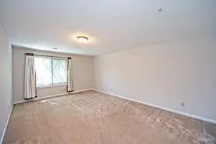 228 Edinburgh Ln, Springdale, OH 45246 - Photo 17