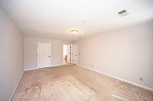 228 Edinburgh Ln, Springdale, OH 45246 - Photo 19