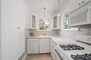 3122 Kinmont St, Cincinnati, OH 45208 - Photo 7