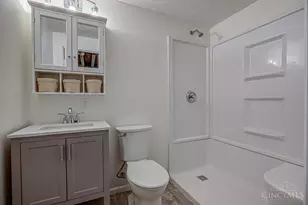 1221 Waterbury Dr, Carlisle, OH 45005 - Photo 29