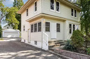 1944 Rockland Ave, Cincinnati, OH 45230 - Photo 1