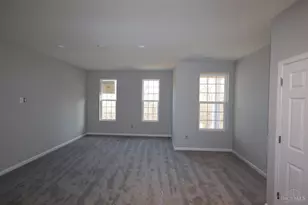 5648 Ohio Trl, Green Township, OH 45248 - Photo 13