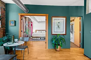 404 Reading Rd, Cincinnati, OH 45202 - Photo 17