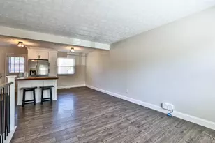 7080 Petri Dr, Anderson Township, OH 45230 - Photo 7