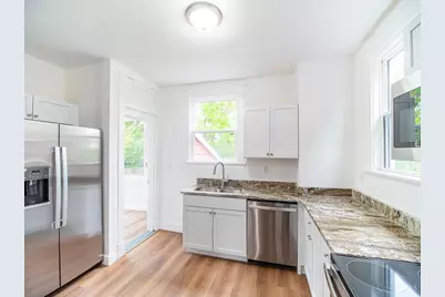 2408 Highland Avenue, Cincinnati, OH 45219 - Photo 11