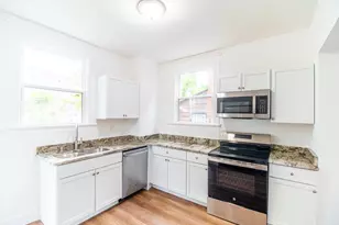 2408 Highland Ave, Cincinnati, OH 45219 - Photo 13