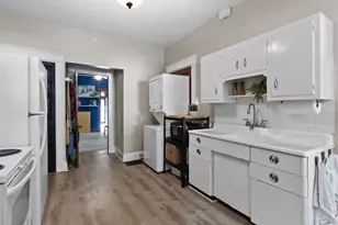 4361 Virginia Ave, Cincinnati, OH 45223 - Photo 9