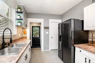 3769 Frances Ave, Cheviot, OH 45211 - Photo 11