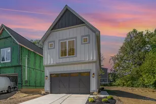 3119 Hackberry St, Cincinnati, OH 45207 - Photo 1