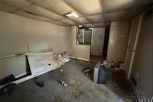 217 W Wyoming Ave, Lockland, OH 45215 - Photo 9