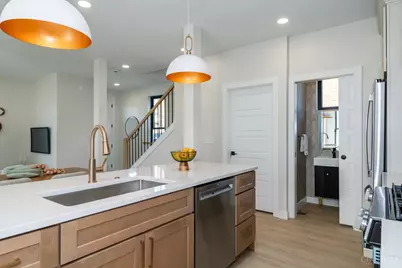 1635 Clayton Street, Cincinnati, OH 45206 - Photo 13