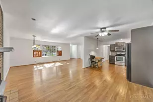 5719 Lindenwood Ln, Fairfield, OH 45014 - Photo 7