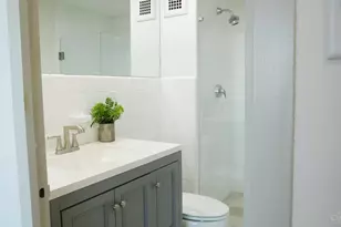 2324 Madison Rd, Cincinnati, OH 45208 - Photo 21